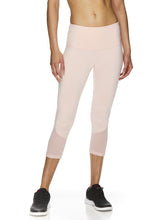 Load image into Gallery viewer, Reebok Women's Vigor Highrise Capri Leggings
