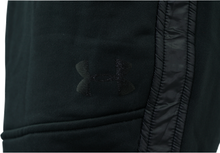 Load image into Gallery viewer, Under Armour Men's UA Challenger 3/4 Pants
