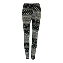 Load image into Gallery viewer, True Rock Women's Pattern Leggings White Dots on Black S/M
