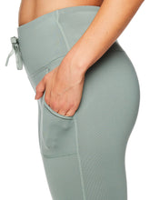 Load image into Gallery viewer, Reebok Women's Momentum Capri Leggings
